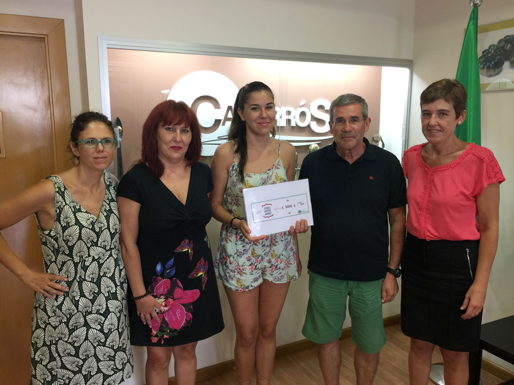 Entrega del III premio al esfuerzo educativo del Grupo Caparrós